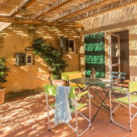 Danesi Hétvégi ház